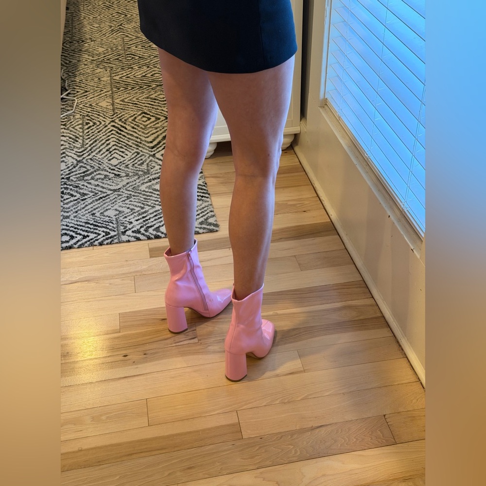 Steve Madden Lynden patent pink platform! Size 6! - Picture 3 of 6